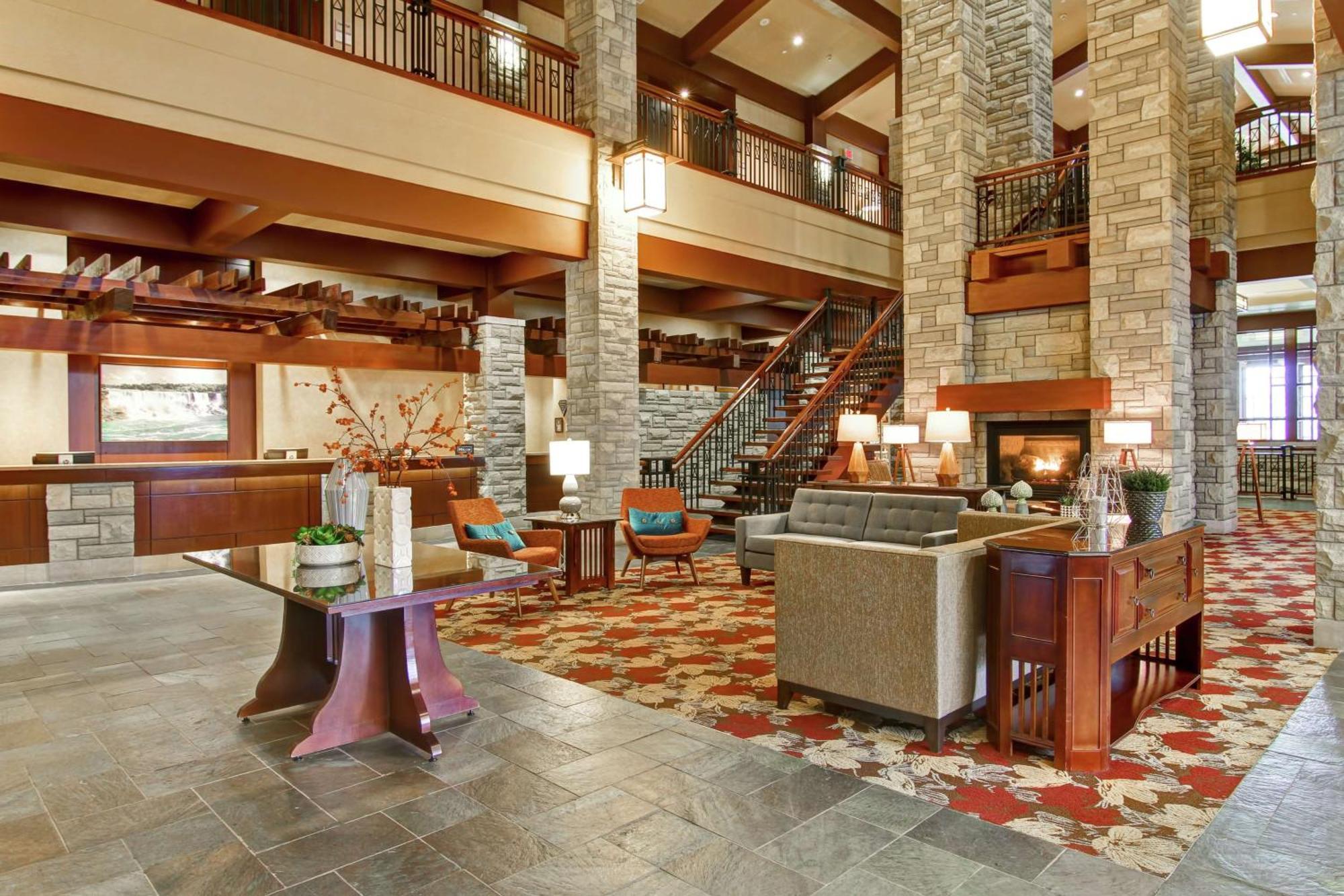 Doubletree Fallsview Resort & Spa By Hilton - Ніагара-Фоллс Екстер'єр фото